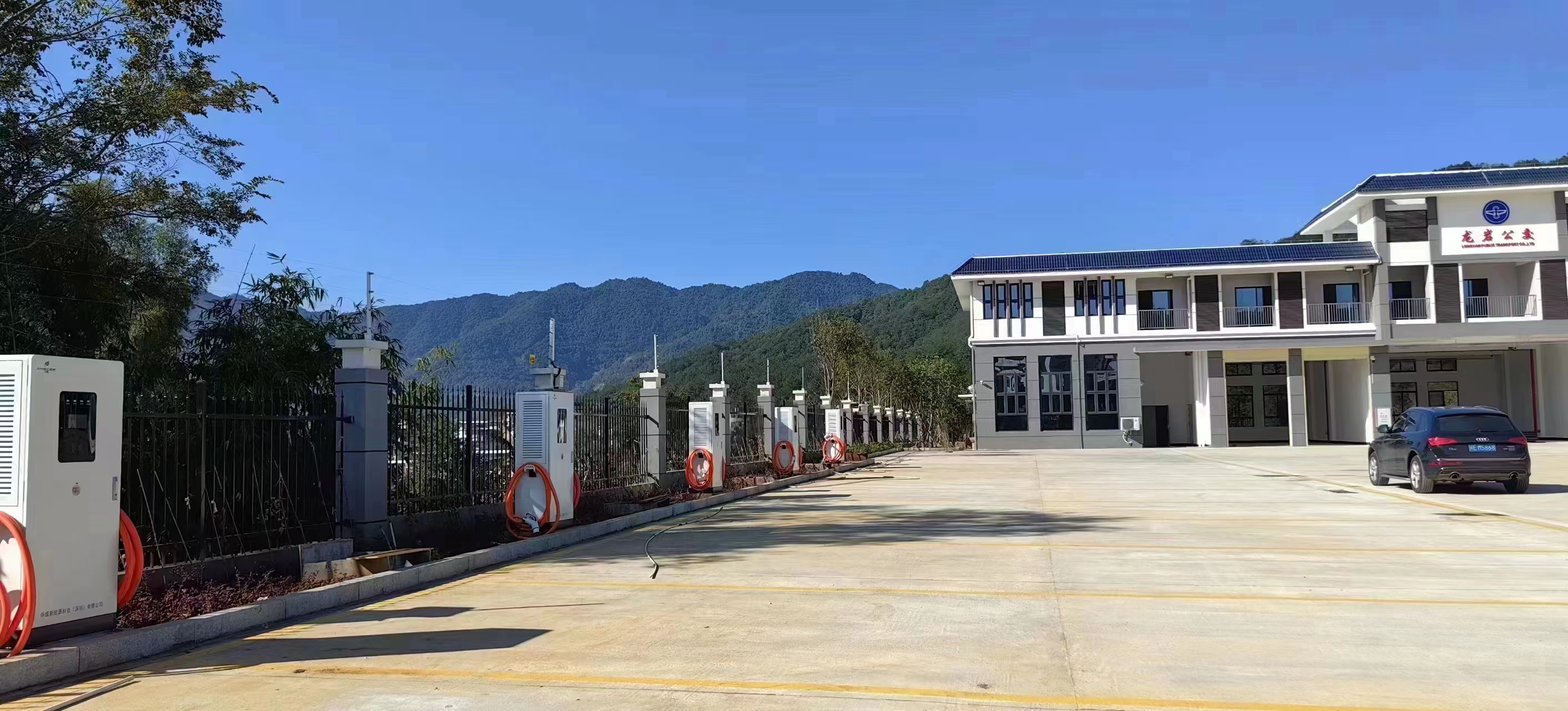 新(xin)能(néng)源車(che)充電(dian)站電(dian)價爲(wei)何存在(zai)差(cha)異？國(guo)傢(jia)能(néng)源跼(ju)回應